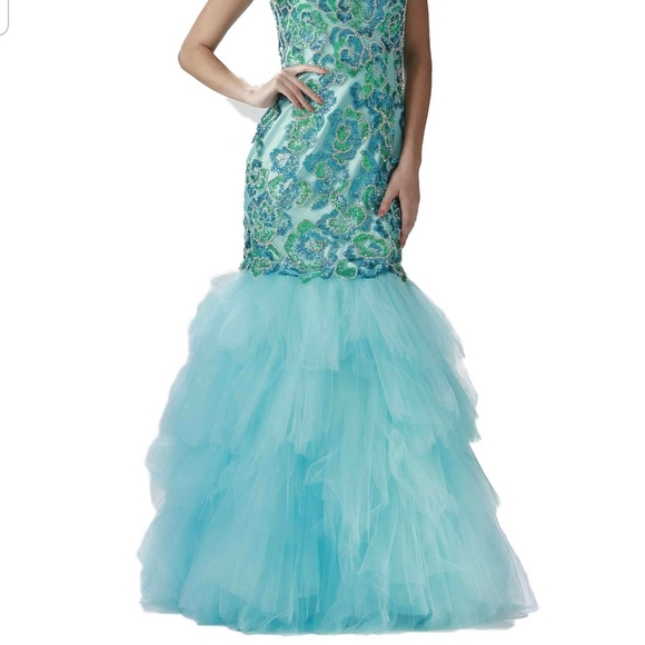Prom Dress tulle gown - Picture 3 of 5